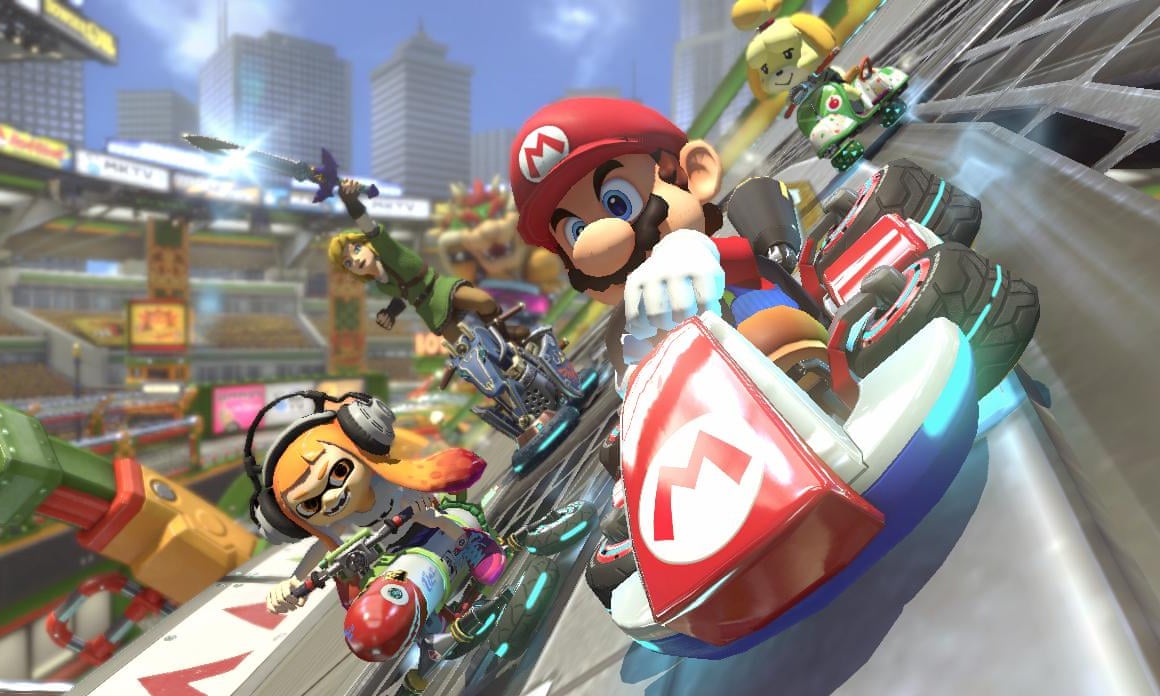 video games to play while stoned - Super Mario Kart 8 Deluxe video game screenshot