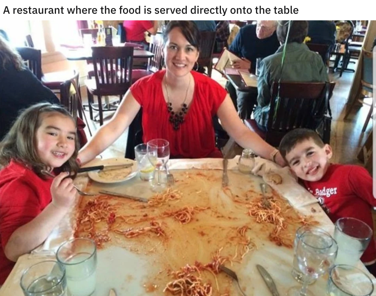 funny food pics - A restaurant where the food is served directly onto the table