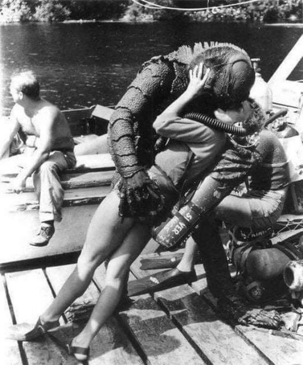 funny pics - creature from black lagoon on the set