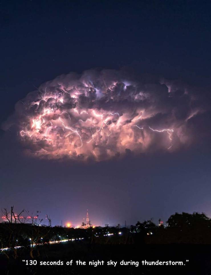 awesome pics - sky - "130 seconds of the night sky during thunderstorm."
