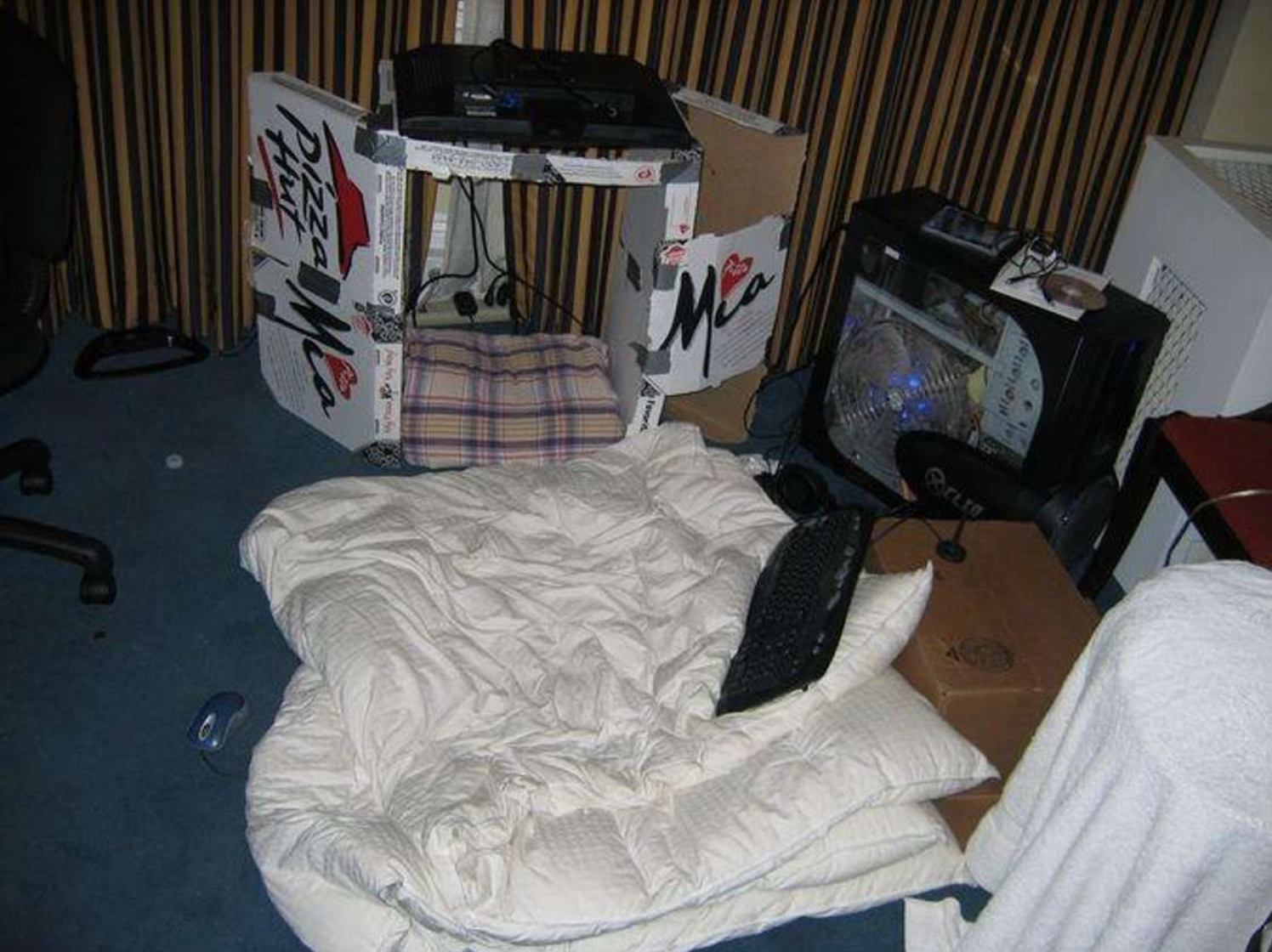 sad and disgusting gamer rigs - electronics - Su