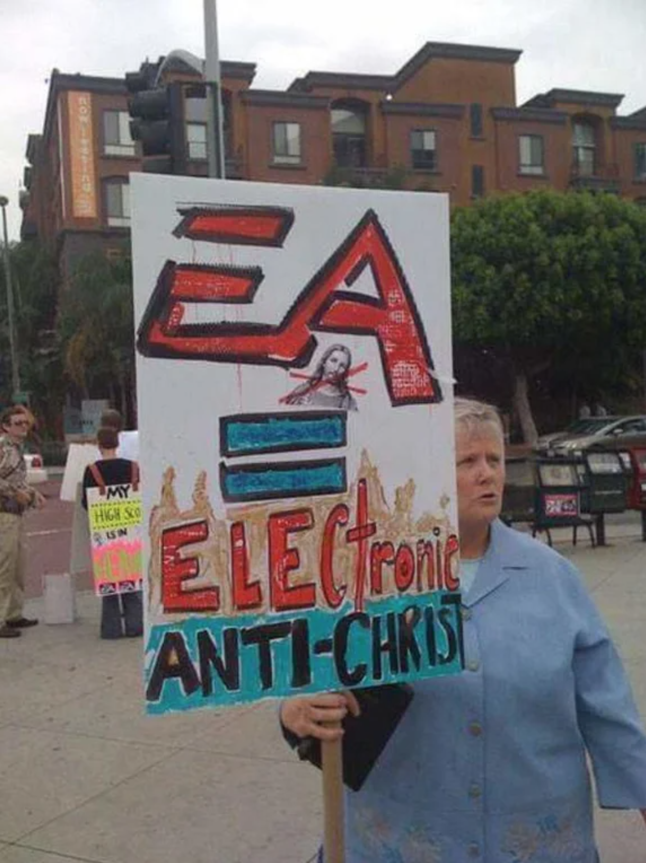 electronic antichrist - Ea My Hoes Elect AntiChrist