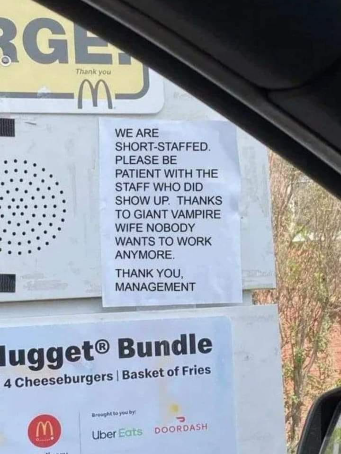 funny gaming memes - mcdonalds resident evil - Rgl m Thank you We Are ShortStaffed Please Be Patient With The Staff Who Did Show Up. Thanks To Giant Vampire Wife Nobody Wants To Work Anymore Thank You. Management lugget Bundle 4 Cheeseburgers Basket of Fr