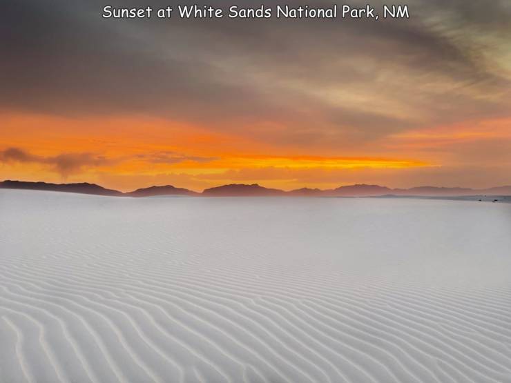 awesome random pics and photos - sky - Sunset at White Sands National Park, Nm