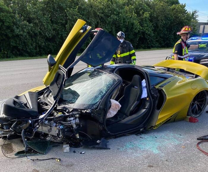 people having a bad day - supercar crashes