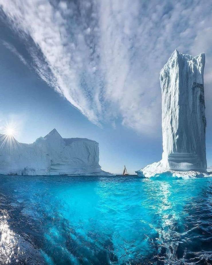 random funny and cool pics - towering icebergs