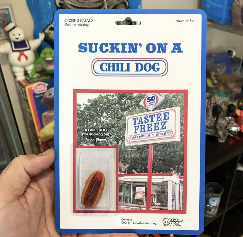 sucking on a chili dog - Choking Hazard Only for wuching Hours of fun Suckin' On A Chili Dog 50 Tastee Freez A Chiu Dog for sucking on Action Figure Sand Com Onellsuchable chili dog Toys Soporte