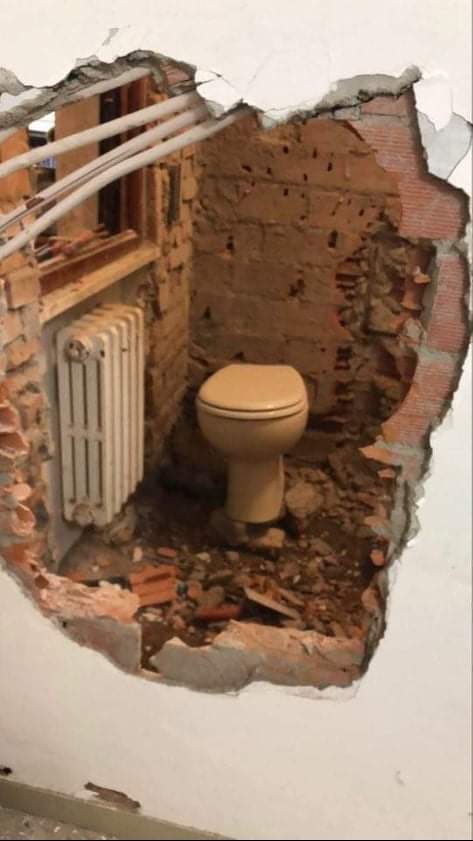 threatening bathrooms - toilet