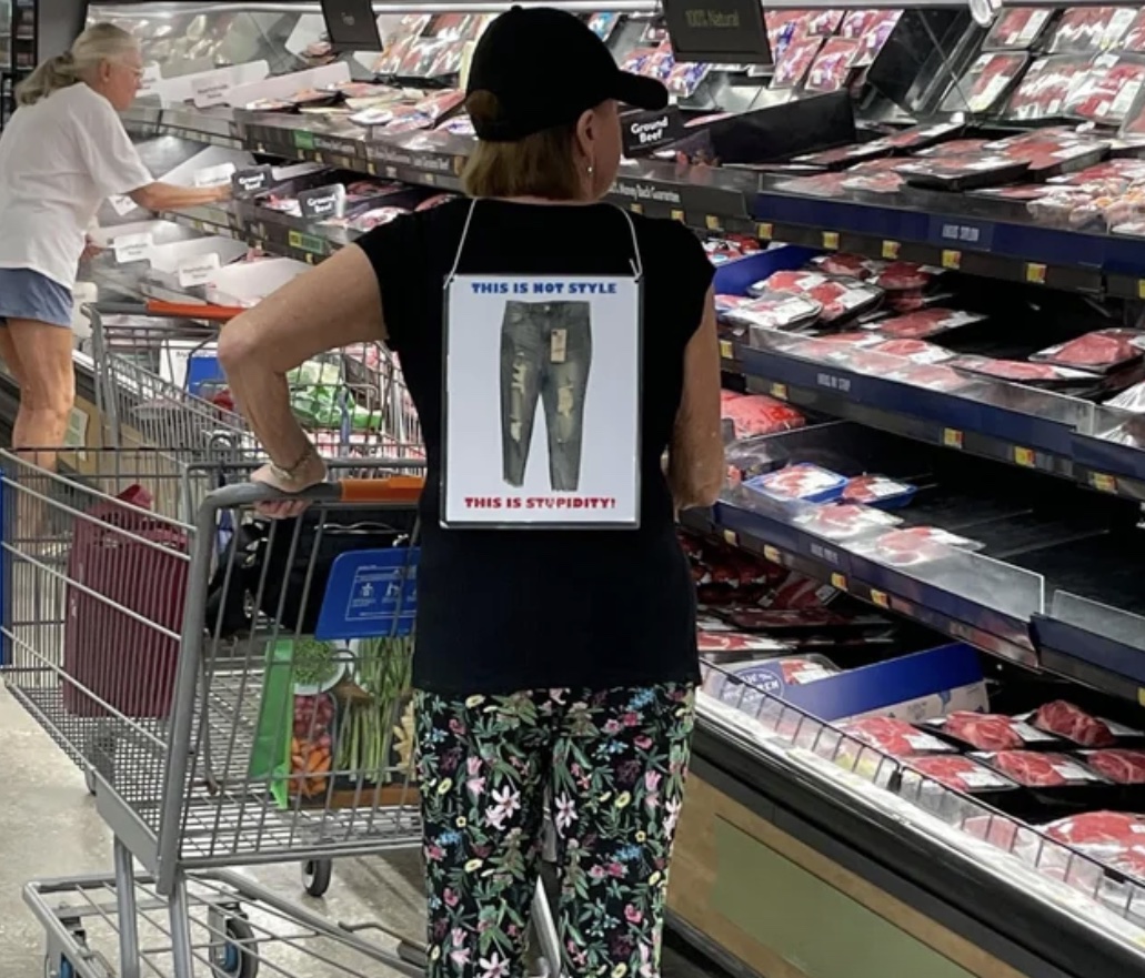 Walmart Pics - supermarket - Adana This Is Not Style This Is Stupidity!