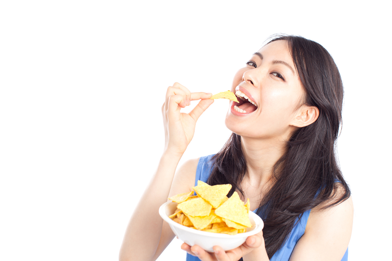 Minor Injuries That Actually Hurt - woman eating chip