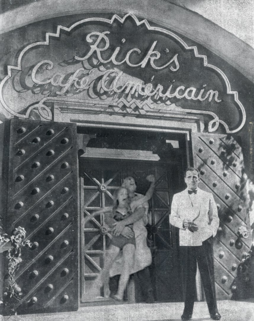 Photoshopping Leatherface - casablanca humphrey bogart rick's cafe - Rick's Cat Comaricain