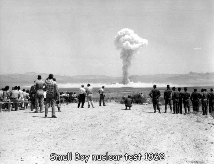 awesome random pics - nuclear weapons testing - Small Boy nuclear test 1962