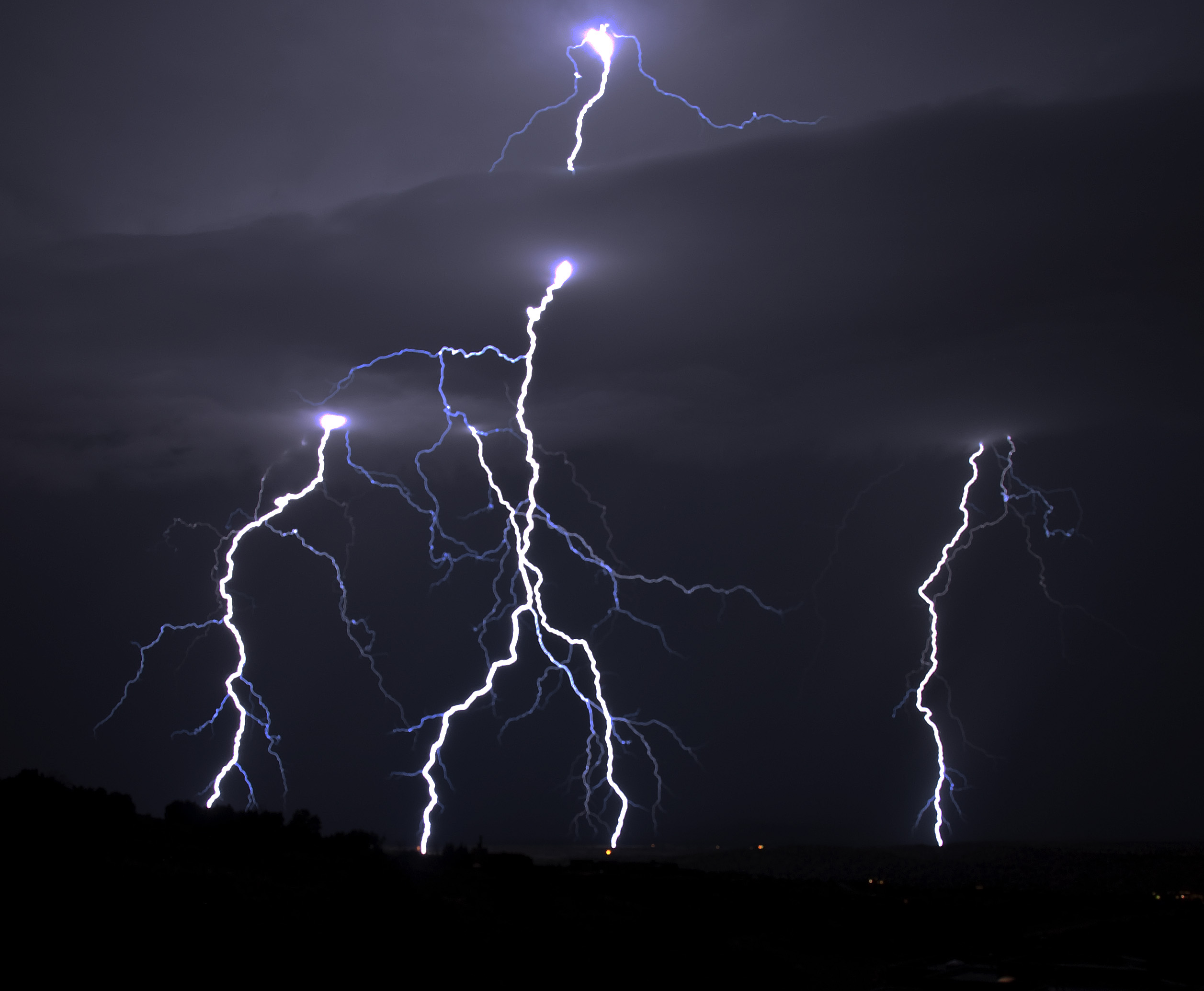 Fun Facts That are Wrong - thunderstorm with lightning