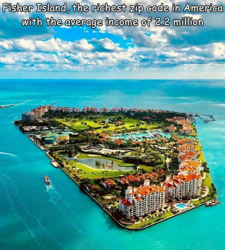 random pics - fisher island - Fisher Island, the richest zip code in America with the average income of 2.2 million Wow! Ebee