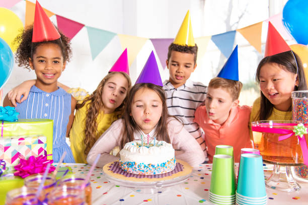 How People Learned Their SO Was Cheating On Them - children birthday party