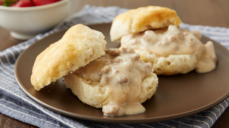 Foreigners Confess Their Favorite American Foods - biscuit with gravy