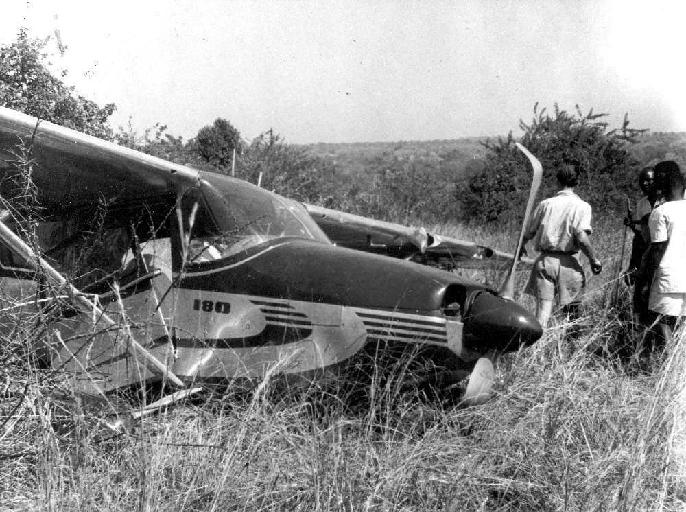 Ernest Hemingway Facts - ernest hemingway plane crash - 180