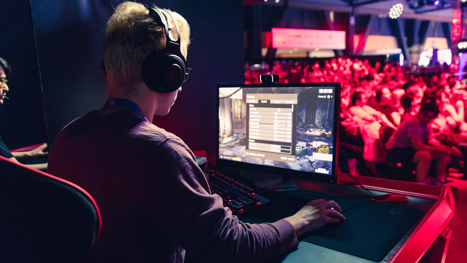 30 Things That Aren't Cool When You're Over 30 - gaming twitch