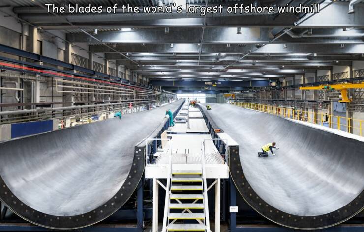 random pics - vestas v236 blade - The blades of the world's largest offshore windmill