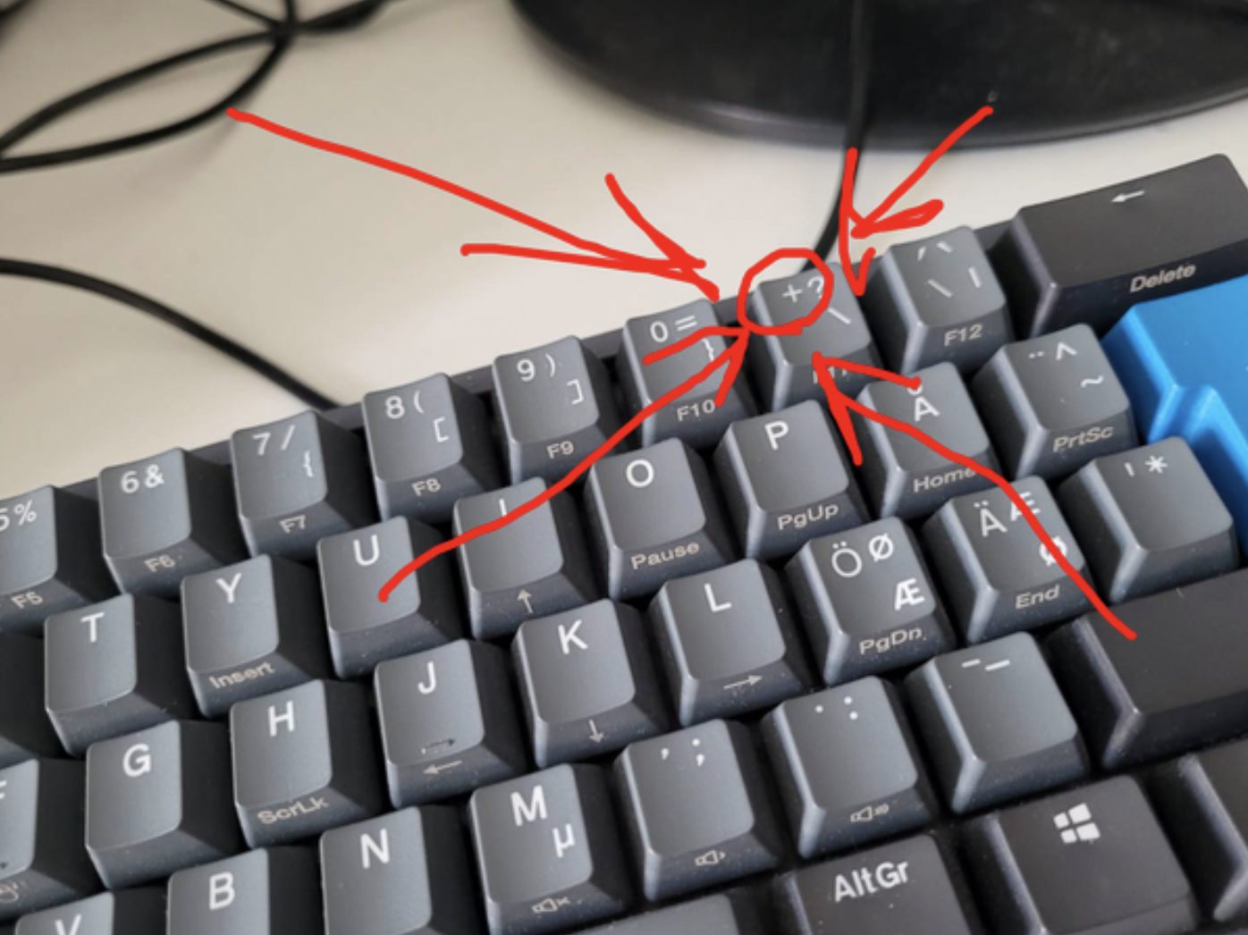 Assassin's Creed Memes - computer keyboard
