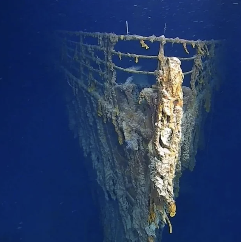 scary water - atlantic ocean titanic
