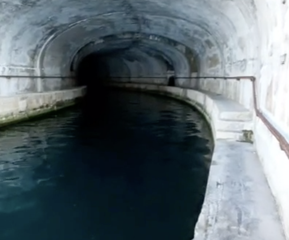 scary water - tunnel