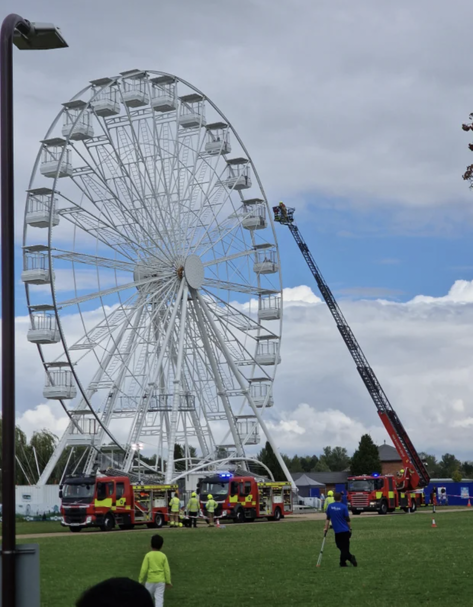 Go for a 4 minute ride in the big wheel, only for it to break down and then sit for an hour whilst the fire brigade find the best way to rescue you. No injuries, but certainly stinks.