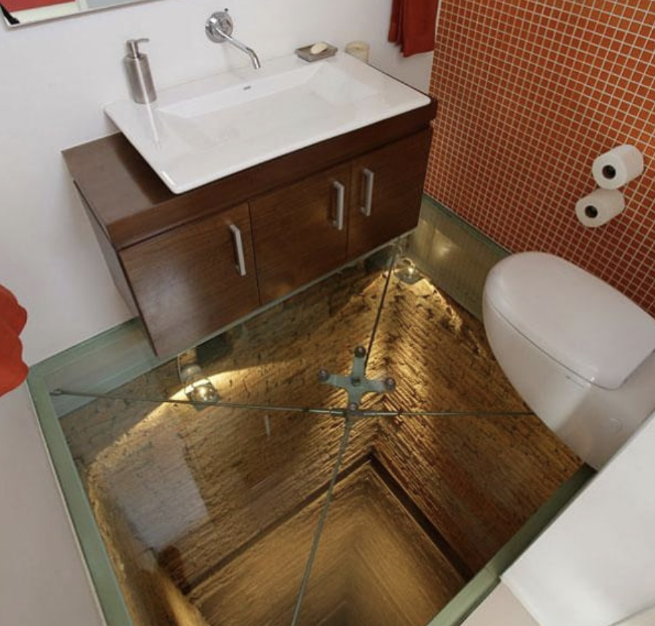 fascinating and horrifying pictures - crazy toilets - ob