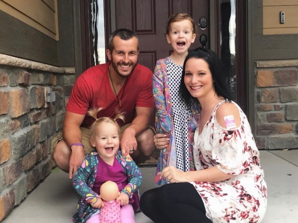 Chris Watts, who killed his pregnant wife and two young daughters, so he could be with his lover.<br><br>Edit: To all the people saying he is not the “most evil” and that plenty of men have done this, that may be true but to me, it’s the way he did it and his demeanor afterwards that strikes me as so evil. -macaronsforeveryone
