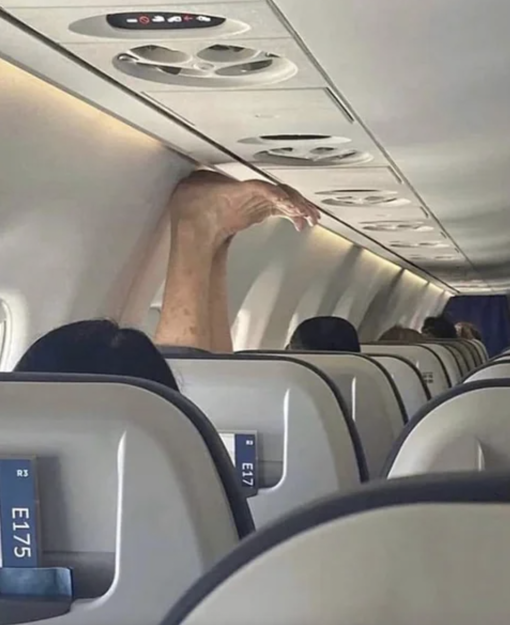 Trashy people - air plane travel memes