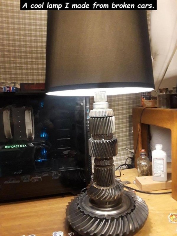 people with impressive talents - lamp - A cool lamp I made from broken cars. Geforce Gtx Quuuuuus