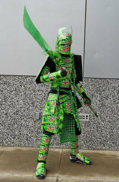 cool random pics for your daily dose - mountain dew cosplay