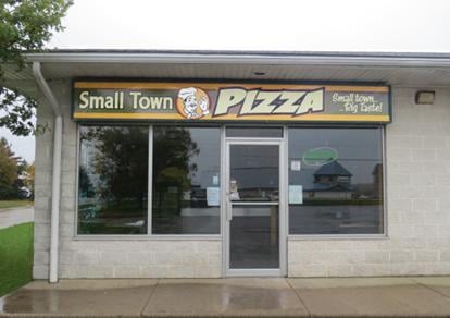 small town scandals - real estate - Small Town Pizza Small town gTaste!