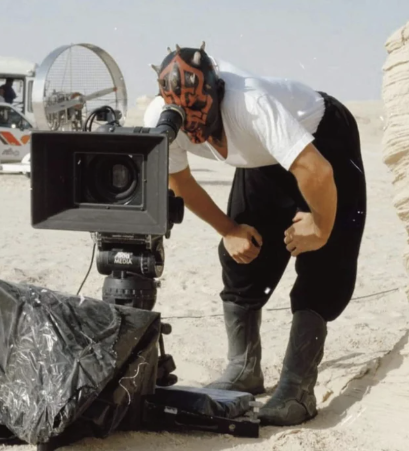 Fascinating photos behind the scenes of films - star wars behind the scenes funny - 12 A