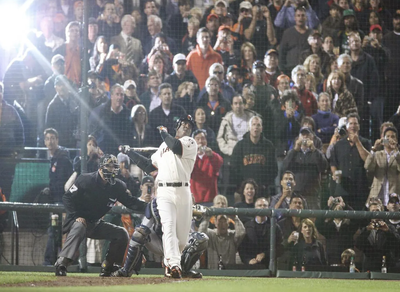 Barry Bonds, 2007. Home run number 756. Photo by: Brad Mangin.