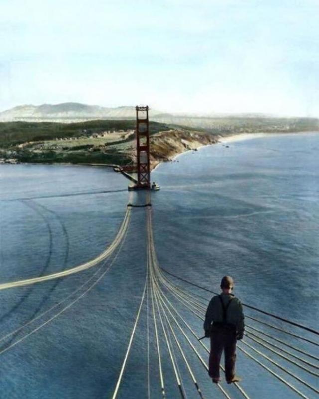 fascinating disturbing historical pics - construction workers on the golden gate bridge