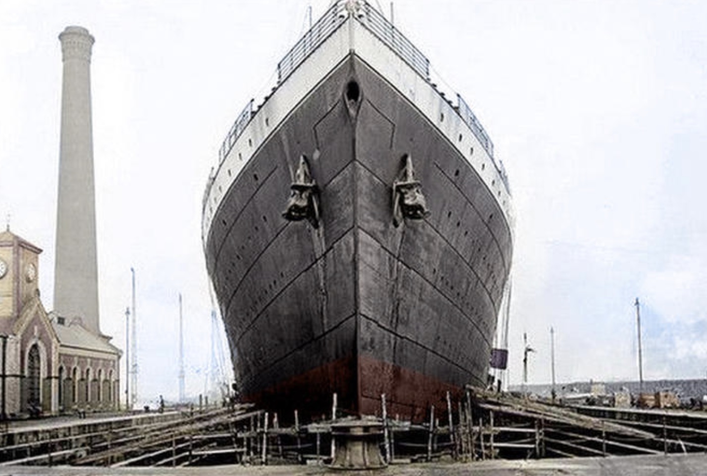 epic colorized historical photos - titanic belfast