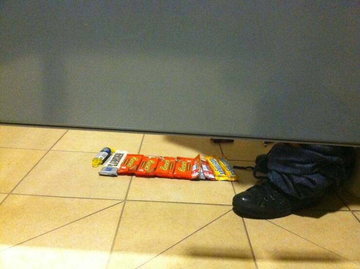 funny pics and memes  - floor - Reese rasany Reeses Reeses www