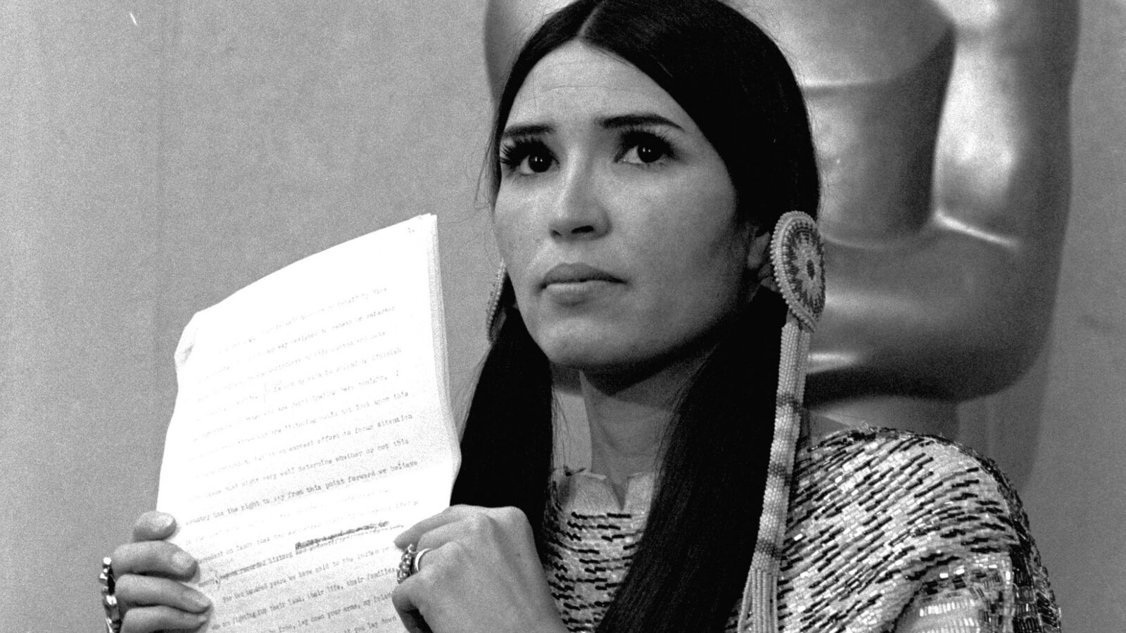 celebrity deaths in 2022 - sacheen littlefeather - erat effort to tour sitent fra try as the right to from the potas foreve bolase wait to the nee father fe, their ratlles Dres te v landed ye ang up the 20 frey ng down your arms, my belan Ju Tay Aown
