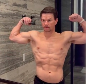 celebs on steroids - mark wahlberg body now