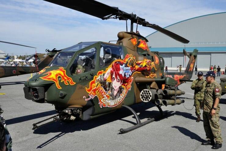 cool random photos - helicopter - 201 Handy Versary