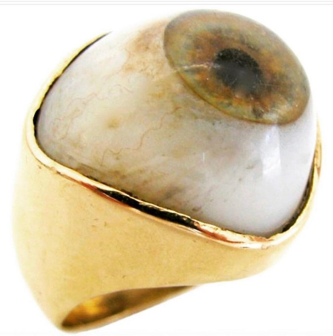 Victorian mourning ring with glass eye of the deceased ca. 1890.