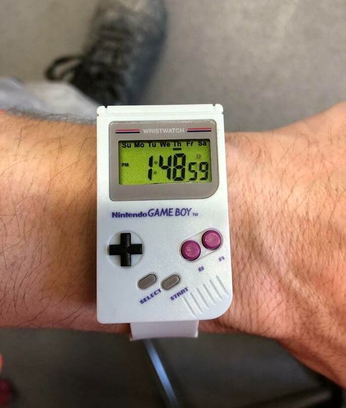 awesome pics and cool thigns - nintendo gameboy watch - Wristwatch Su Mo Tu We Th Fr Sa .9 Rm Nintendo Game Boy Th Select Start