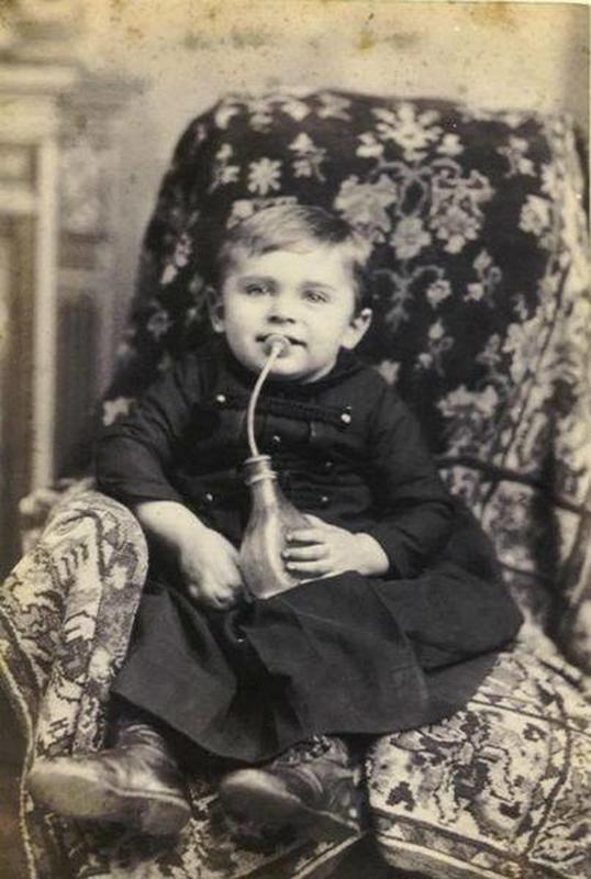 medical methods throughout history - victorian baby bottle