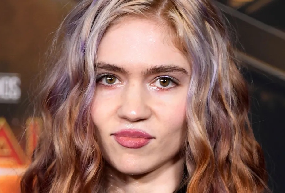 celebs who look like they smell bad.grimes pregnant again - S