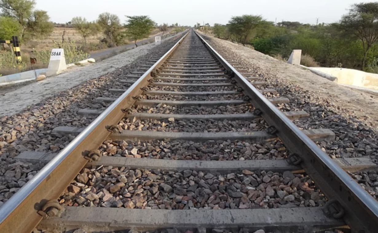 most disturbing things people have witnessed - railway lines - 88AA