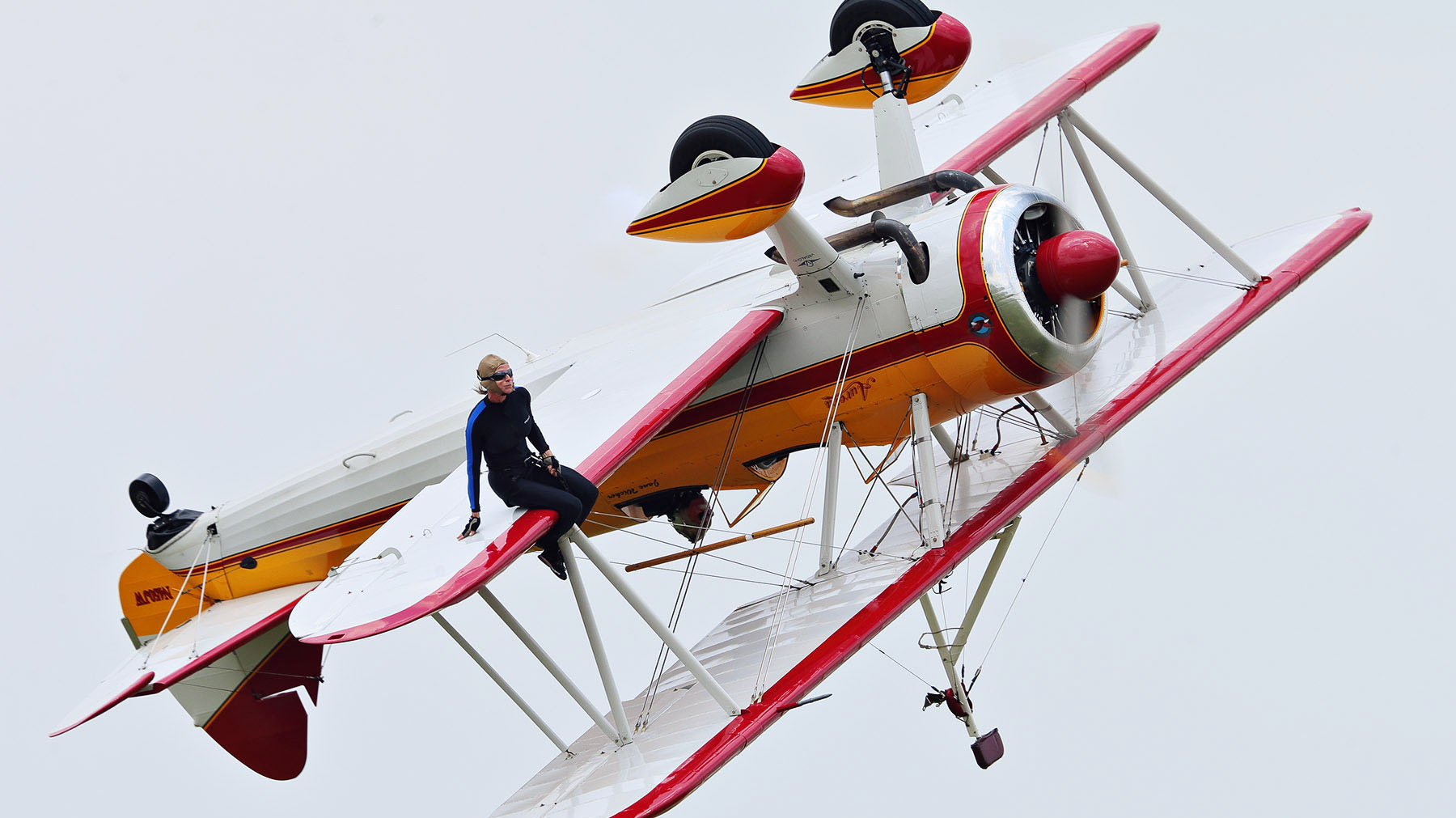 most disturbing things people have witnessed - wing walker plane crash - Jane Wicker Alcosin