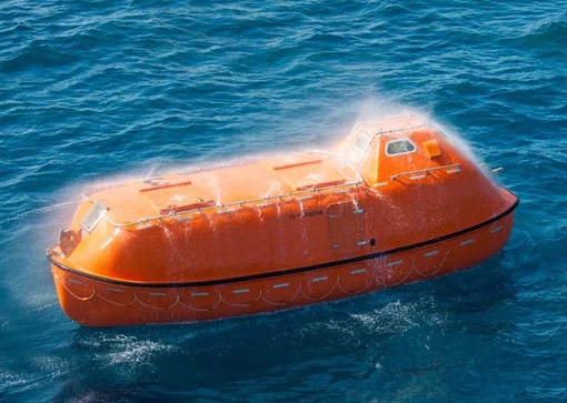 Strange Experiences at Sea - lifeboat safety -