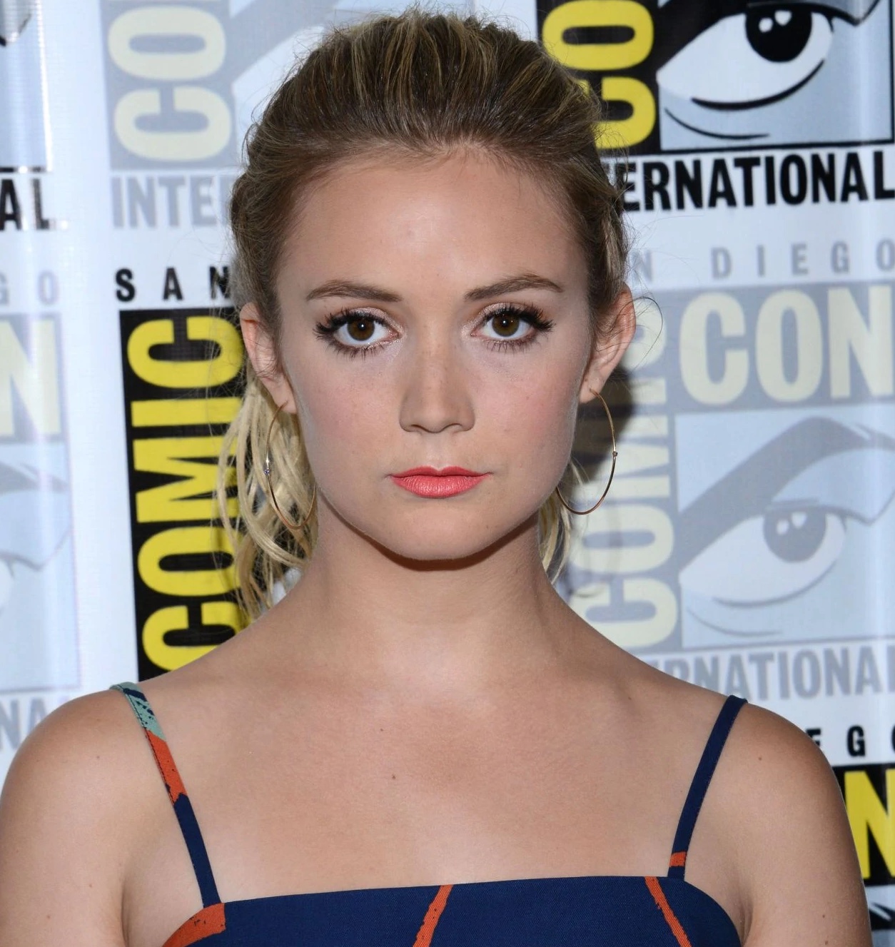Billie Lourd comes from a family of fame. Carrie Fischer is her mom, making Debbie Reynolds her grandmother.