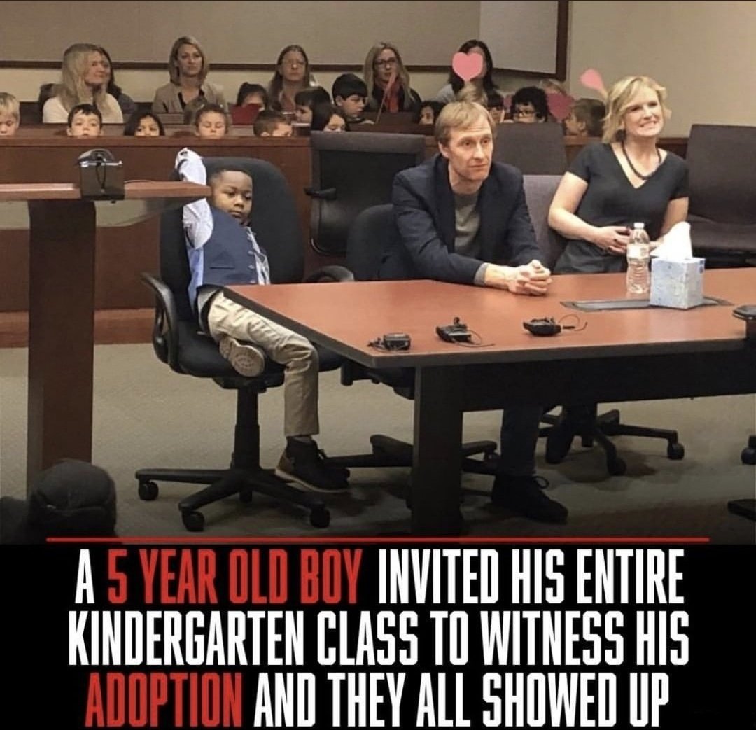 Bros helping bros - feel good stories - 3 A 5 Year Old Boy Invited His Entire Kindergarten Class To Witness His Adoption And They All Showed Up